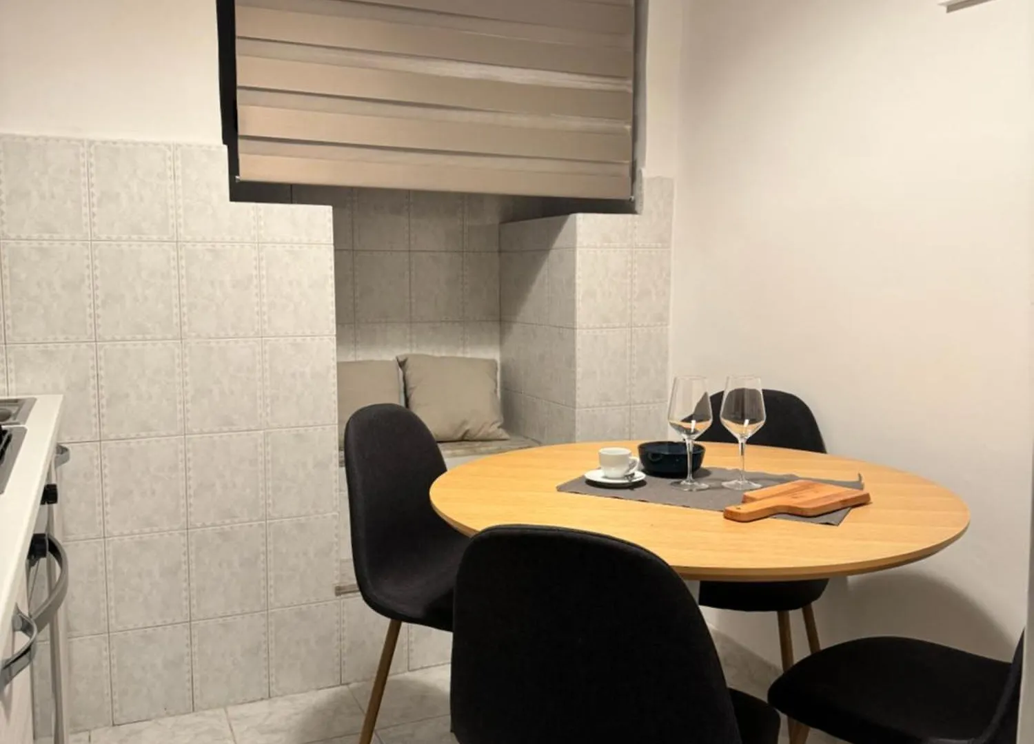 Pietra Apartment 2 , Colosseo Rome