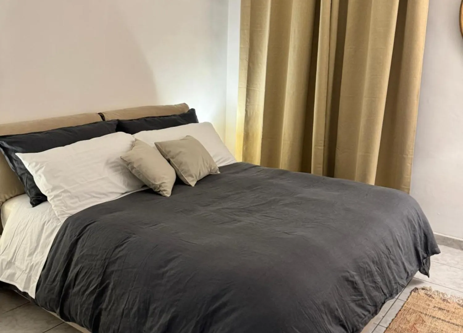 Pietra Apartment 2 , Colosseo Rome Italie
